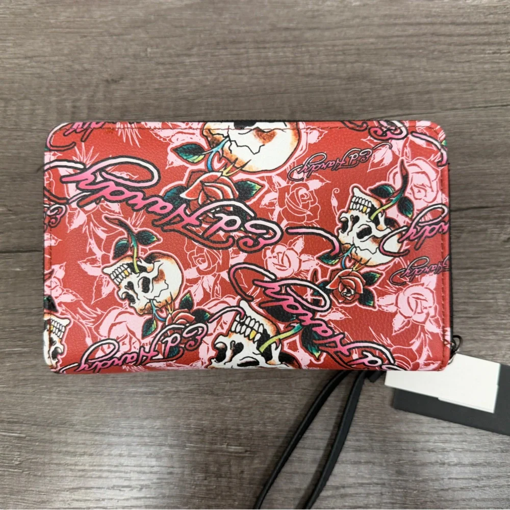 Ed Hardy Red and Black Skull Wallet Large Zipped Wristlet - Picture 3 of 10